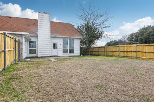 1201 Cypress Drive, Mesquite, TX 75149