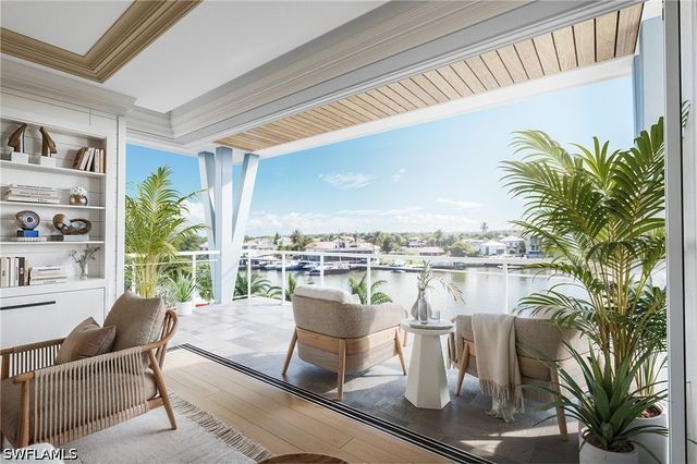 1604 Gulf Shore BLVD N 307, Naples, FL 34102