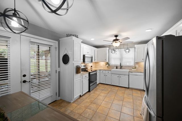 154B Spring Valley Rd, Nashville, TN 37214