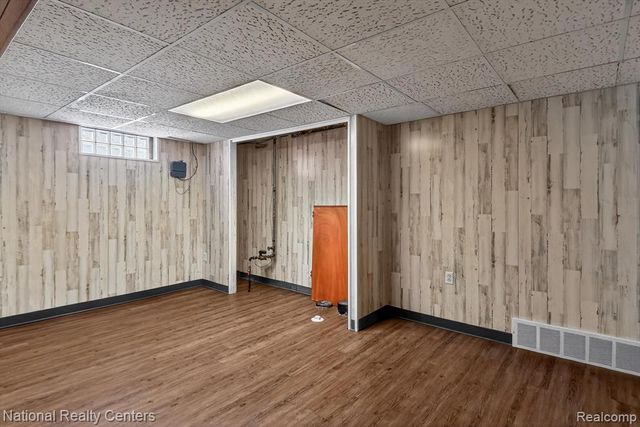 25534 Mackinac Street, Roseville, MI 48066