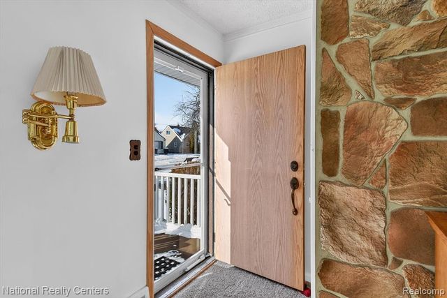 25534 Mackinac Street, Roseville, MI 48066