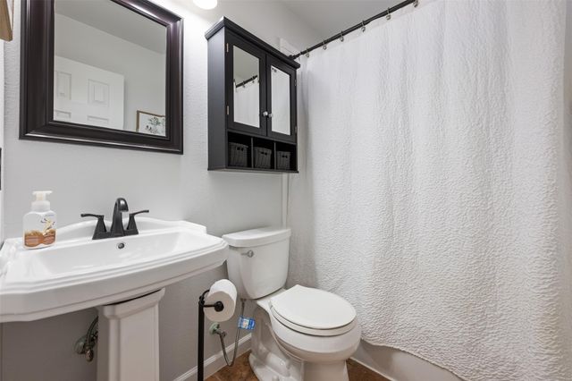 1900 Ireland DR, Leander, TX 78641