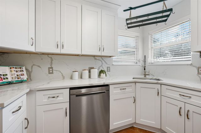 1900 Ireland DR, Leander, TX 78641