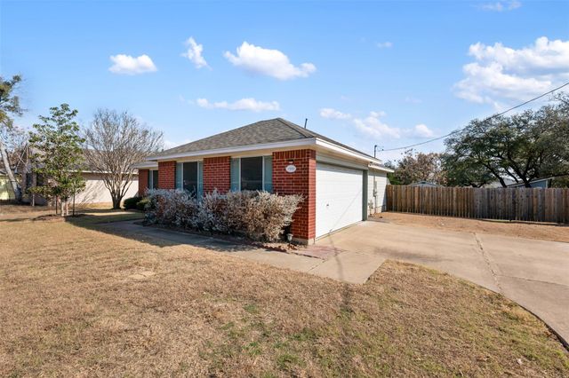 1900 Ireland DR, Leander, TX 78641