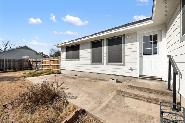 1900 Ireland DR, Leander, TX 78641