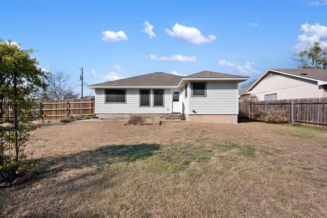 1900 Ireland DR, Leander, TX 78641