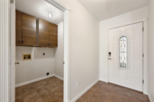 1900 Ireland DR, Leander, TX 78641