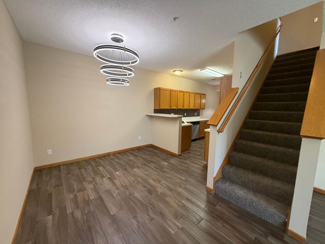 5070 Holly Lane N 702, Plymouth, MN 55446