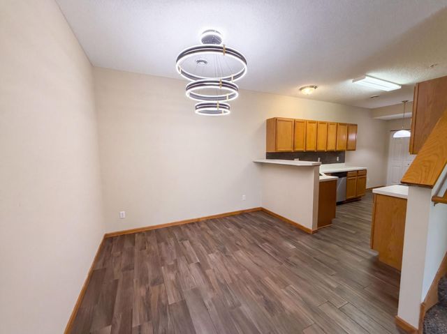 5070 Holly Lane N 702, Plymouth, MN 55446