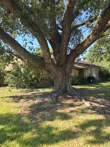 5811 Ludington Drive, Houston, TX 77035