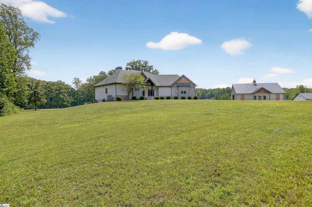 47 Speer Lane, Travelers Rest, SC 29690
