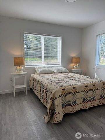 1306 Melbourne Court, Westport, WA 98595