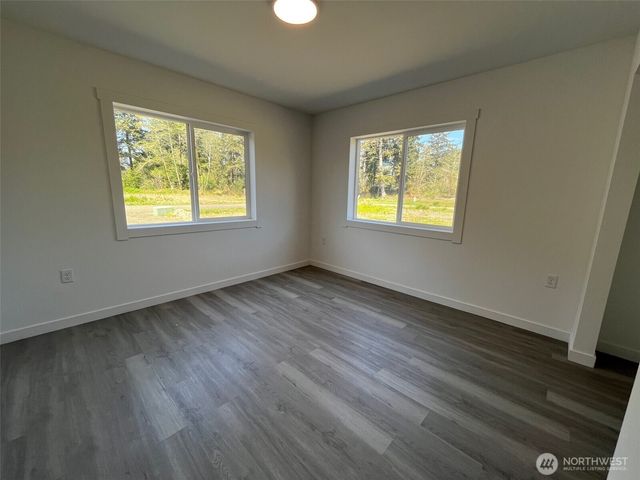 1306 Melbourne Court, Westport, WA 98595