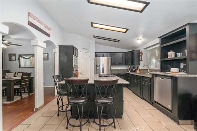 16860 Slover 54, Fontana, CA 92337