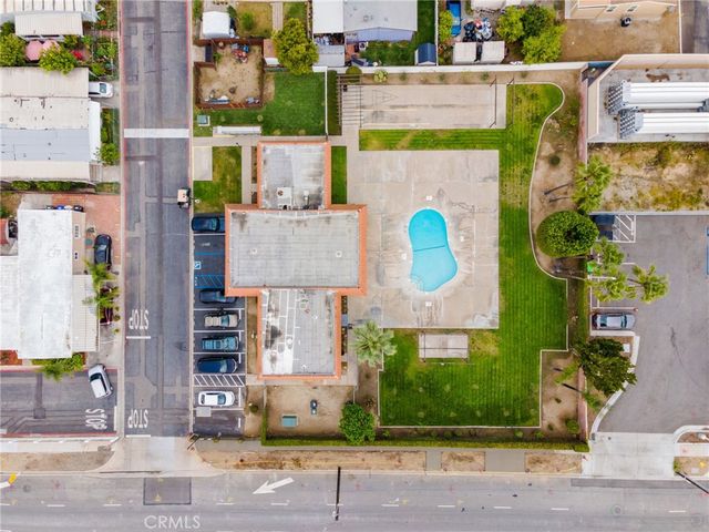 16860 Slover 54, Fontana, CA 92337