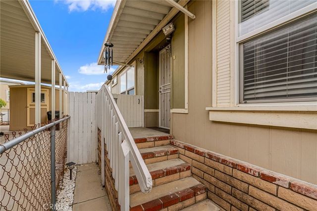16860 Slover 54, Fontana, CA 92337