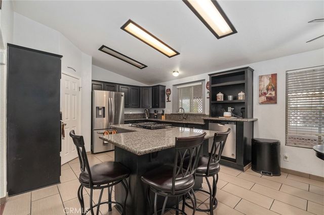 16860 Slover 54, Fontana, CA 92337