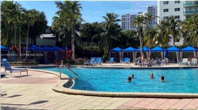 19370 Collins Avenue 1117, Sunny Isles Beach, FL 33160