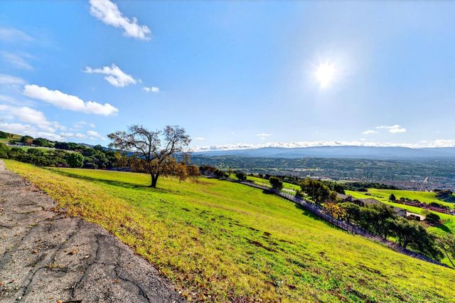 4393 Quimby Road, San Jose, CA 95148