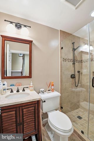 715 HAWKINS WAY, Alexandria, VA 22314