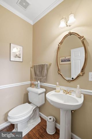 715 HAWKINS WAY, Alexandria, VA 22314