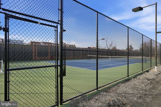 715 HAWKINS WAY, Alexandria, VA 22314