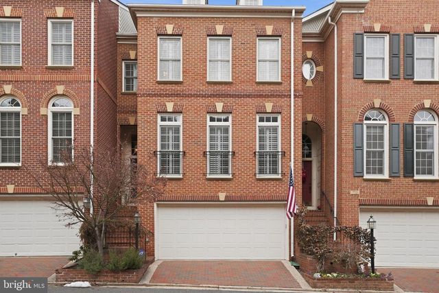 715 HAWKINS WAY, Alexandria, VA 22314