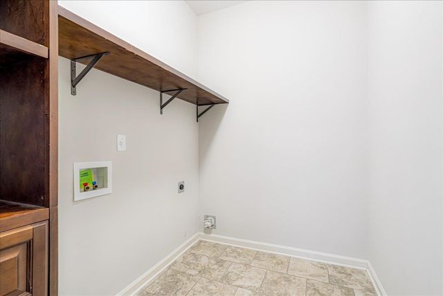 6320 DAWSON CREEK LN, Arlington, TN 38002