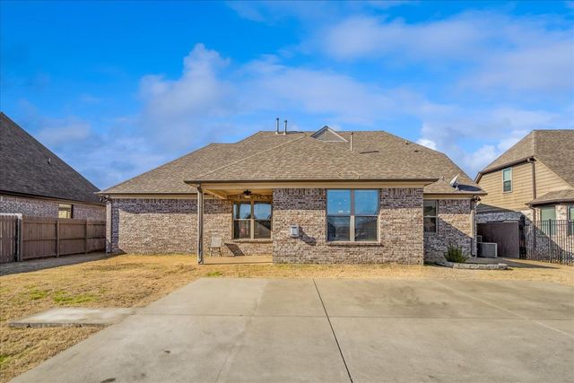 6320 DAWSON CREEK LN, Arlington, TN 38002