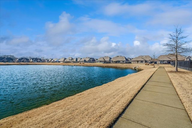 6320 DAWSON CREEK LN, Arlington, TN 38002