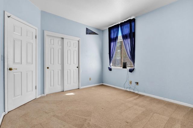9186 Lagrange Ct, Elk Grove, CA 95624