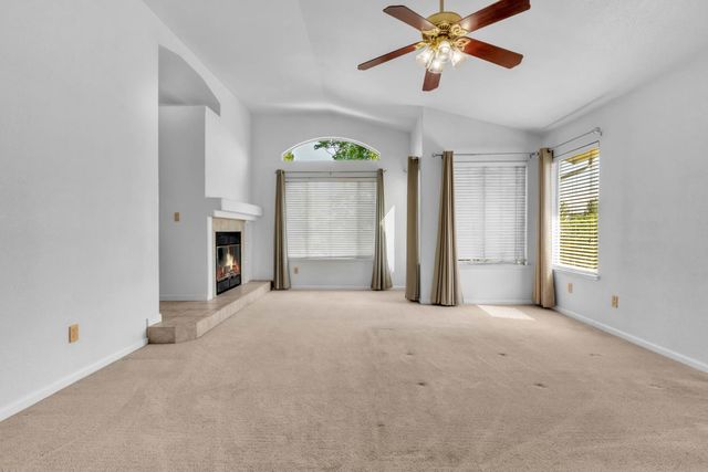 9186 Lagrange Ct, Elk Grove, CA 95624