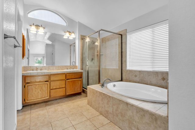 9186 Lagrange Ct, Elk Grove, CA 95624