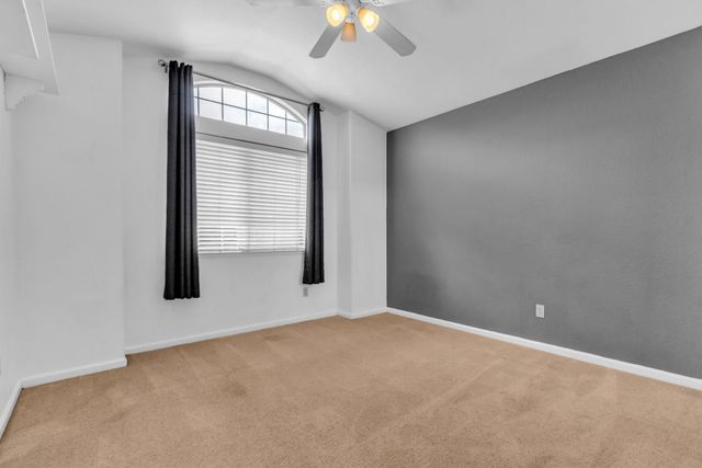 9186 Lagrange Ct, Elk Grove, CA 95624