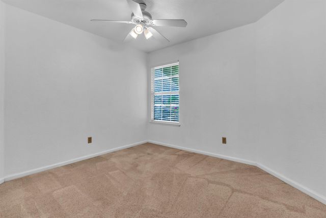 9186 Lagrange Ct, Elk Grove, CA 95624