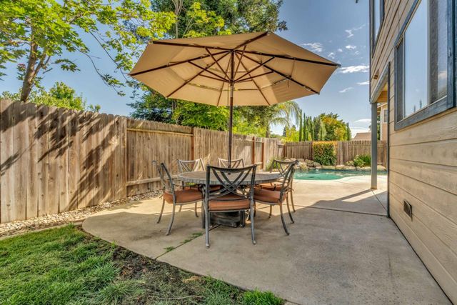 9186 Lagrange Ct, Elk Grove, CA 95624