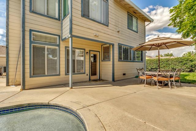 9186 Lagrange Ct, Elk Grove, CA 95624