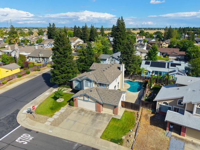 9186 Lagrange Ct, Elk Grove, CA 95624