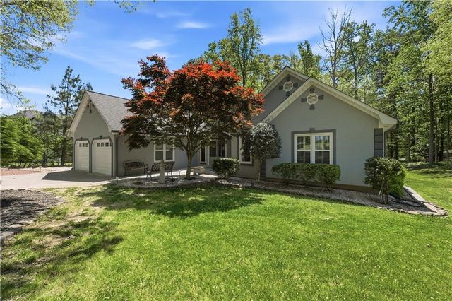 1104 Fox Lane, Woodstock, GA 30188