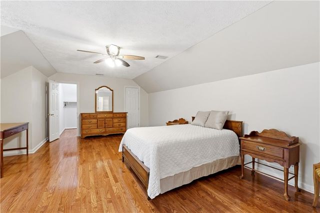 1104 Fox Lane, Woodstock, GA 30188