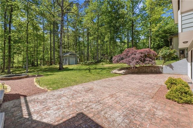 1104 Fox Lane, Woodstock, GA 30188