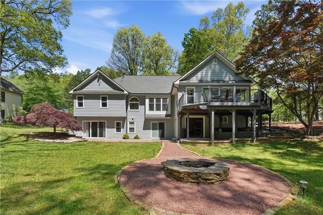 1104 Fox Lane, Woodstock, GA 30188