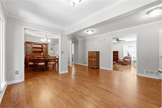 1104 Fox Lane, Woodstock, GA 30188