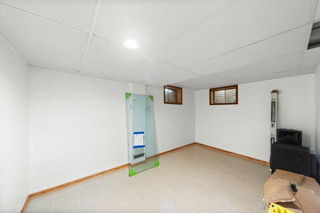 4259 LAKE PARK Avenue, Gurnee, IL 60031