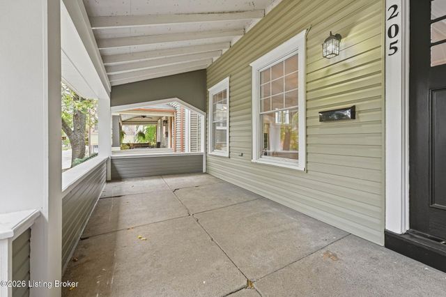 205 E Oak St, Louisville, KY 40203
