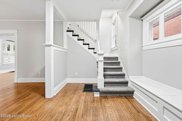 205 E Oak St, Louisville, KY 40203