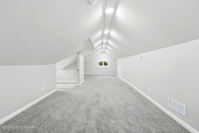 205 E Oak St, Louisville, KY 40203