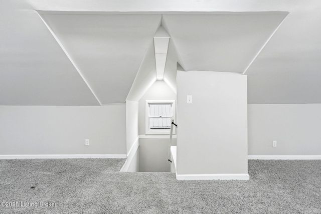 205 E Oak St, Louisville, KY 40203