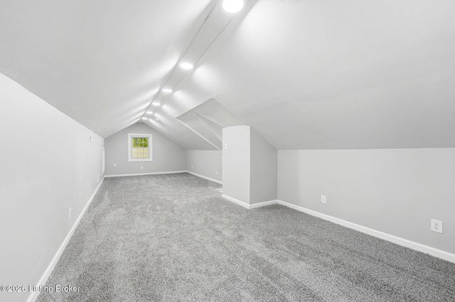 205 E Oak St, Louisville, KY 40203