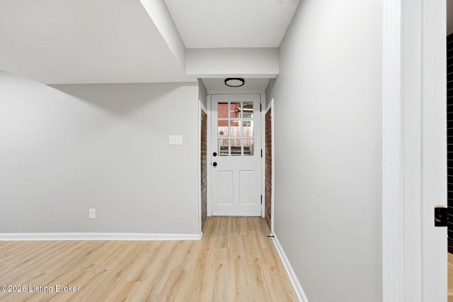 205 E Oak St, Louisville, KY 40203
